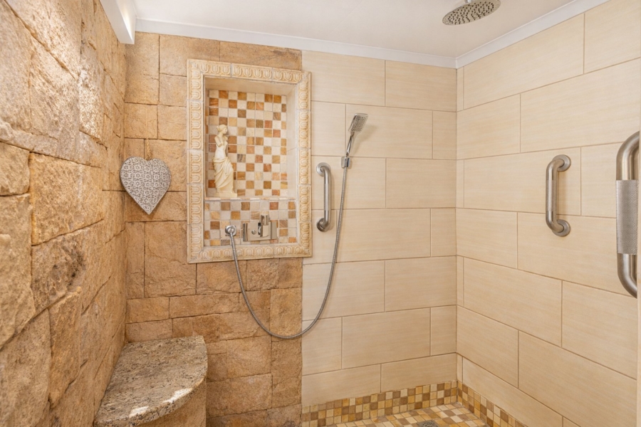 Commercial Property for Sale in Zandfontein A H North West